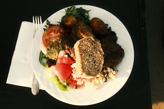 delicious green salad with tomato